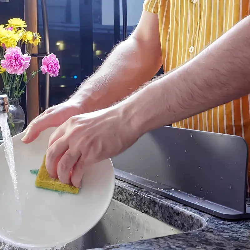 Silicone Sink Splash Guard – Big Size with Suction pump